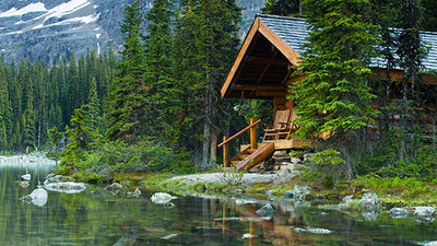 Off-Grid Cabins: Living Self-Sufficiently in Harmony with Nature